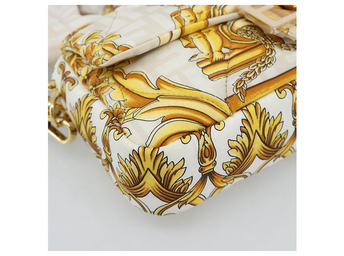 FENDI Zucca Canvas Mamma Baguette Bag Nylon 2way Beige Gold Auth 185628SAM D'oro - vista 16