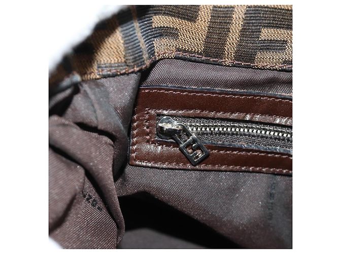 FENDI Zucca Canvas Mamma Baguette Shoulder Bag Black Brown Auth BA13419SAV Marrone Nero - vista 24