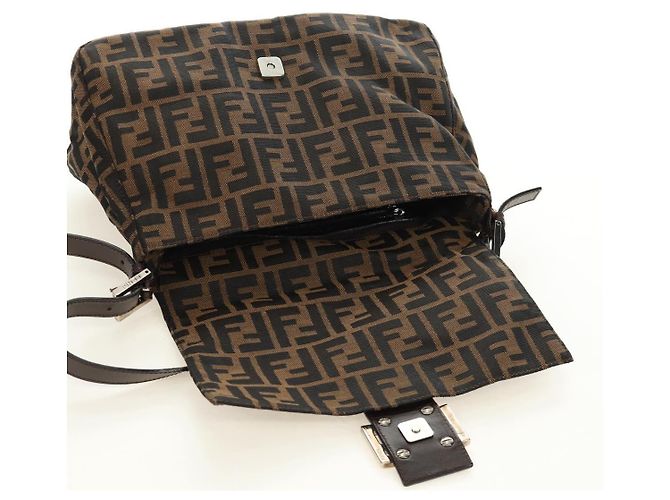 FENDI Zucca Canvas Mamma Baguette Shoulder Bag Black Brown Auth BA13419SAV Marrone Nero - vista 9