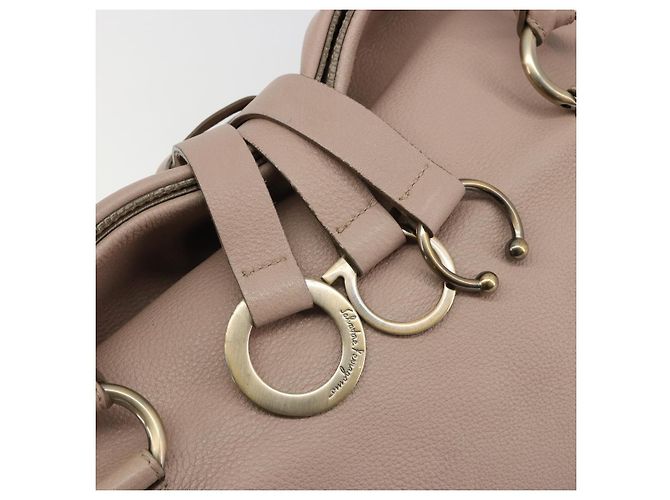 Bolso de mano Salvatore Ferragamo de cuero beige dorado Auth 185164A - vista 18