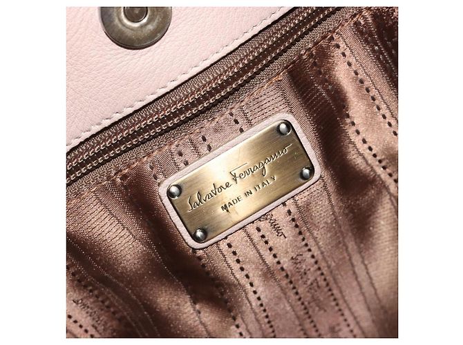 Bolso de mano Salvatore Ferragamo de cuero beige dorado Auth 185164A - vista 19