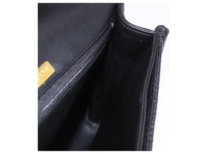 Borsa a Spalla con Catena BALLY in Pelle Nera e Oro Auth kk687A Nero D'oro - vista 19
