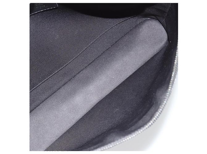 LOUIS VUITTON Monogram Eclipse Glaze Pochette Cosmos Black M63373 Auth BA13371 Nero - vista 10