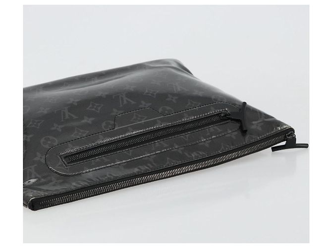 LOUIS VUITTON Monogram Eclipse Glaze Pochette Cosmos Black M63373 Auth BA13371 Nero - vista 5