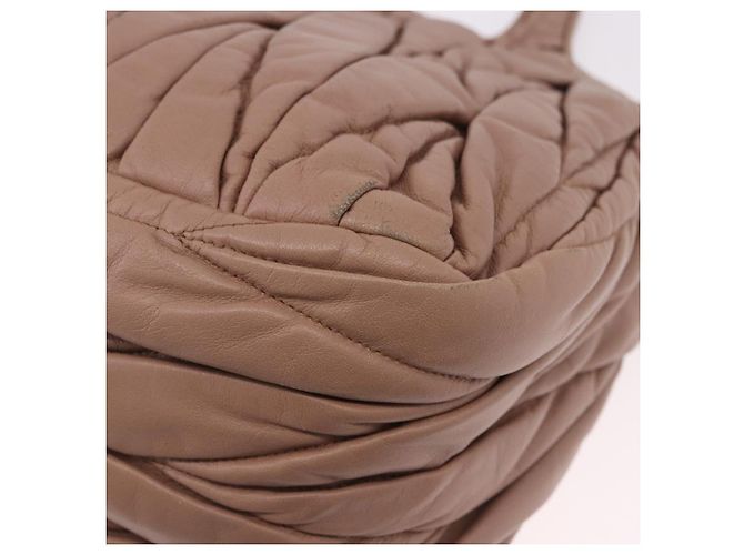 Borsa Miu Miu Matelasse in pelle 2way Beige Gold Auth 185023 D'oro - vista 19