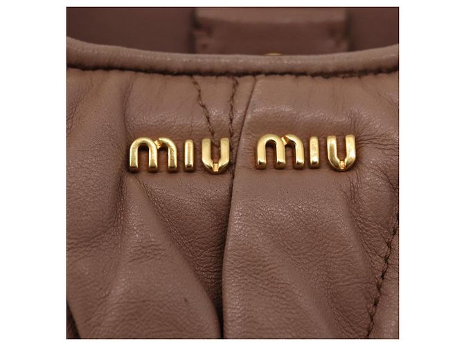Borsa Miu Miu Matelasse in pelle 2way Beige Gold Auth 185023 D'oro - vista 20