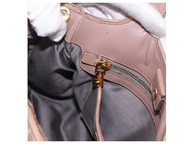 Borsa Miu Miu Matelasse in pelle 2way Beige Gold Auth 185023 D'oro - vista 24