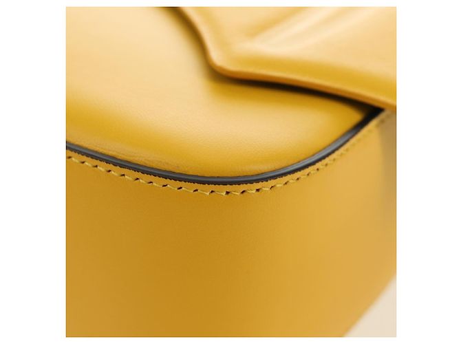 FENDI Dragonite FENDIxFRGMTxPOKMON Mamma Baguette Bag Leather Auth 167404SM Argento Giallo - vista 19