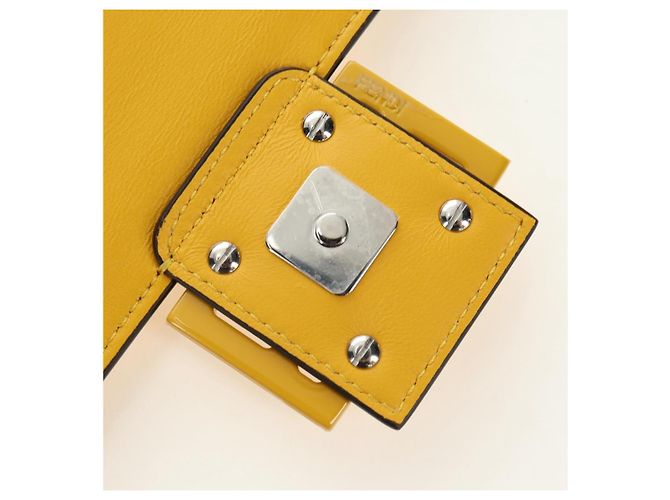 FENDI Dragonite FENDIxFRGMTxPOKMON Mamma Baguette Bag Leather Auth 167404SM Argento Giallo - vista 26