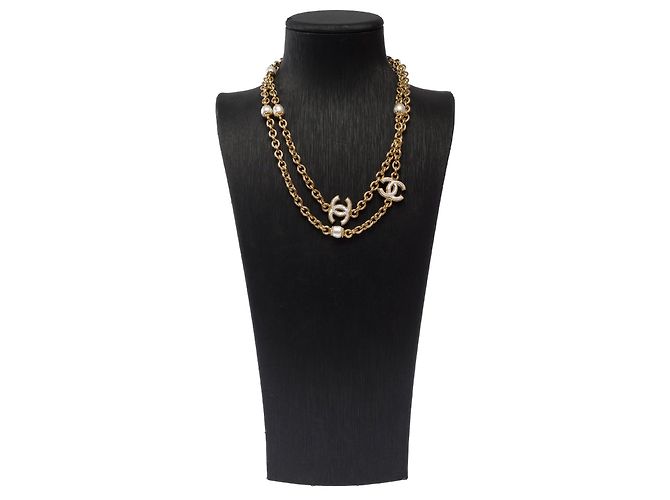 Joias CHANEL CC em Metal Dourado - 103607 - vista 3