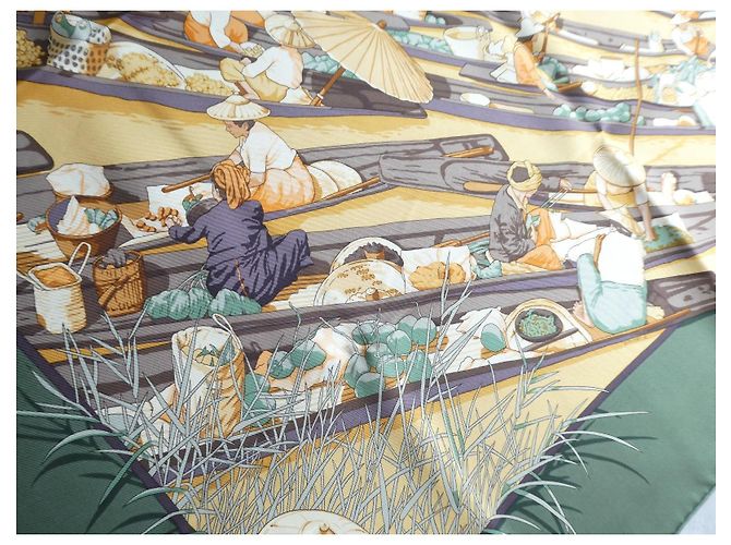 Hermès Seidenschal "Marché flottant du Lac Inlé" Braun Weiß Beige Grün Orange - Ansicht 12