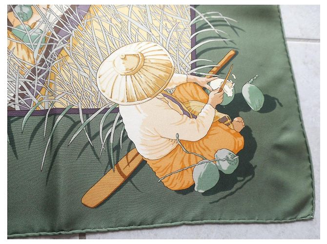 Hermès Seidenschal "Marché flottant du Lac Inlé" Braun Weiß Beige Grün Orange - Ansicht 3