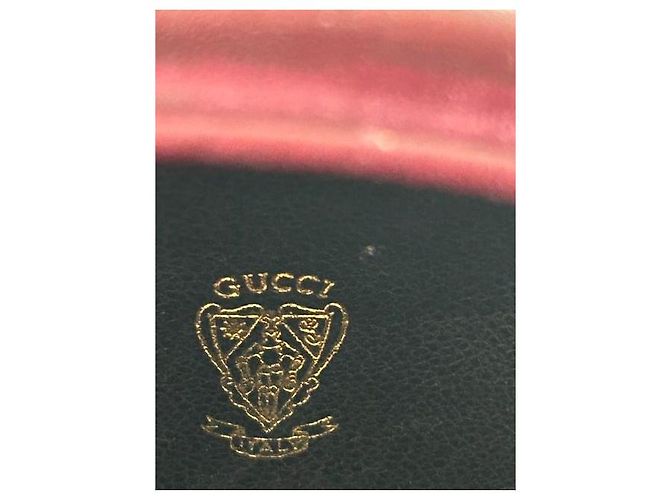 Gucci Borsa a tracolla rotonda in tela monogramma e pelle bordeaux Bordò - vista 4