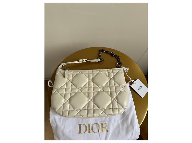 Borsa Dior Caro Pouch in pelle bianca Bianco - vista 2