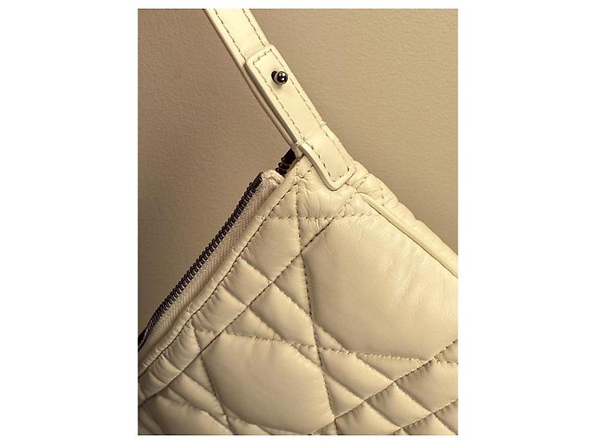 Borsa Dior Caro Pouch in pelle bianca Bianco - vista 7