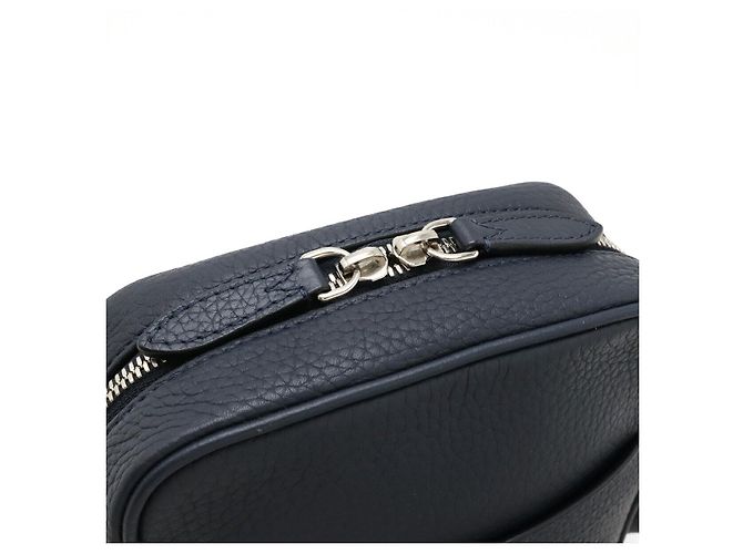 Borsa a tracolla Louis Vuitton LV Circle Danube PM Taurillon Blu - vista 4