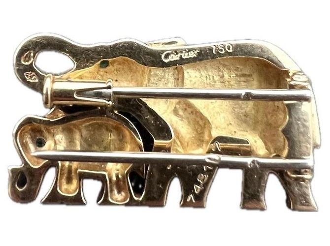 Cartier Spilla Elephant Candy con occhi in smeraldo D'oro - vista 2