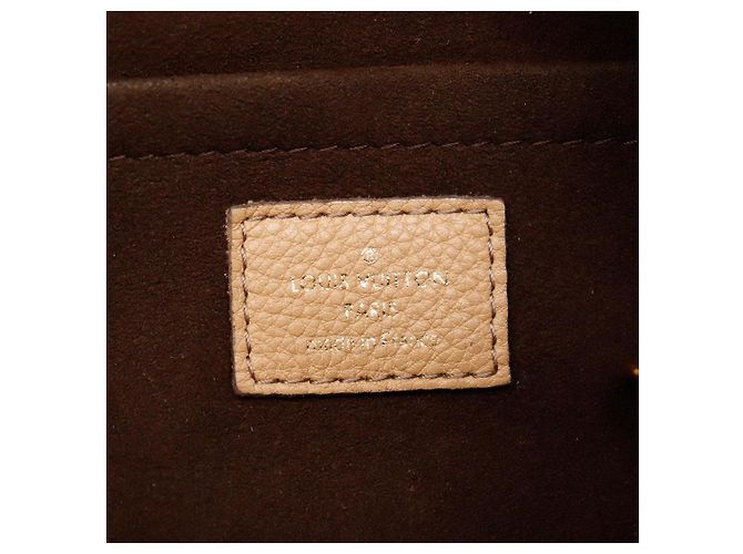 Louis Vuitton Borsa a tracolla in pelle traforata Monogram Marrone - vista 7