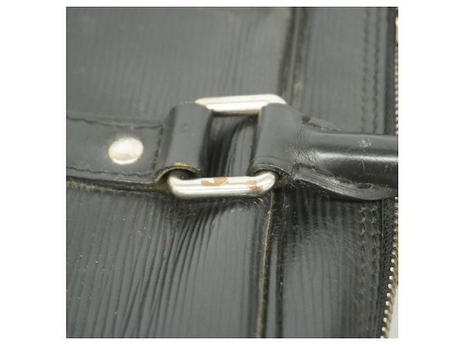 Valigetta Louis Vuitton Epi Vivienne MM in Noir Nero - vista 7