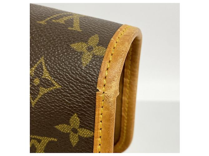 Borsa Louis Vuitton Monogram Beverly M51120 Marrone - vista 7