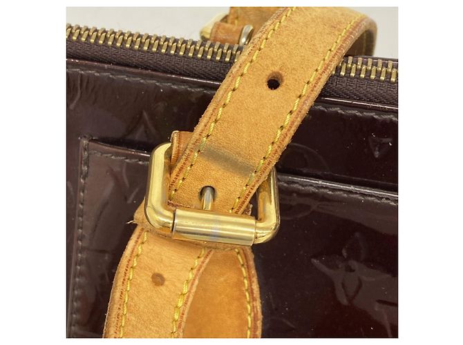 Borsa a tracolla Louis Vuitton Vernis Rosewood Avenue Bordò - vista 12
