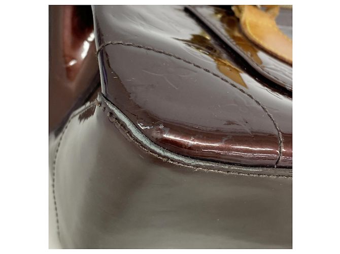 Borsa a tracolla Louis Vuitton Vernis Rosewood Avenue Bordò - vista 6