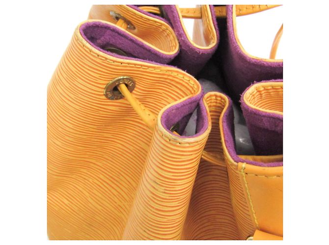 Borsa a Spalla Louis Vuitton Epi Petit Noe Giallo - vista 14