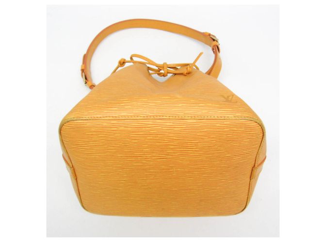 Borsa a Spalla Louis Vuitton Epi Petit Noe Giallo - vista 5