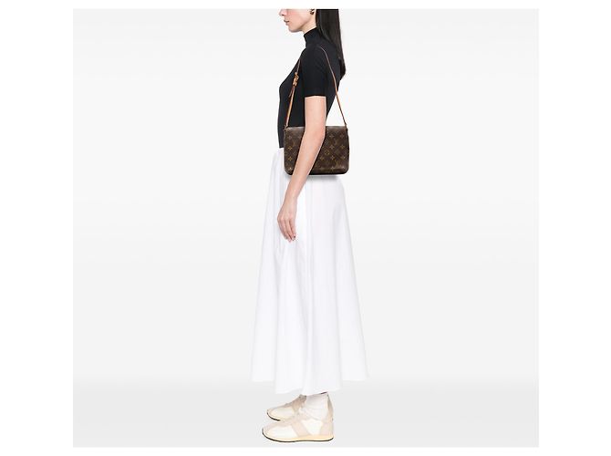 Louis Vuitton Musette Tango con tracolla corta monogramma marrone - vista 7