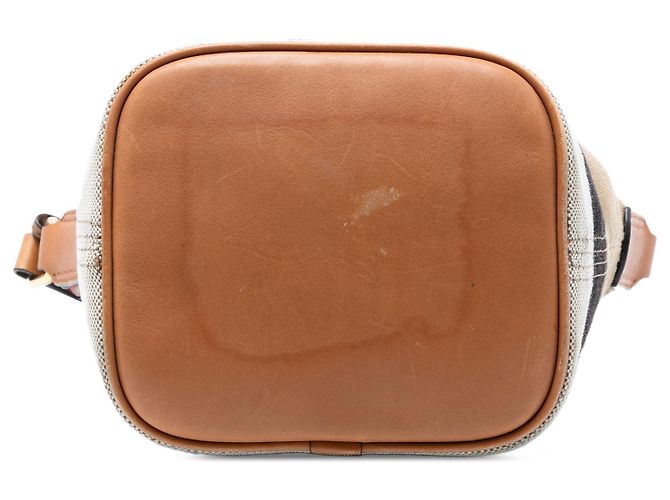Bolsa bucket Ashby em canvas com mini estampa Mega Check marrom da Burberry - vista 3