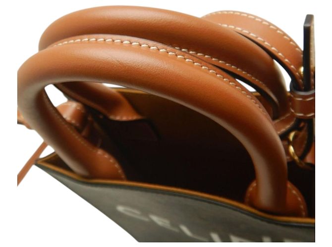 Céline Celine Borsa Tote Verticale Mini Triomphe in Tela Cerata Marrone Marrone scuro - vista 13