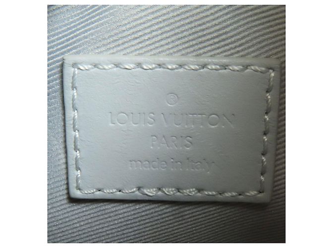 Sac Nano Louis Vuitton avec logo Monogram Chalk Blanc Monogramme - vue 6