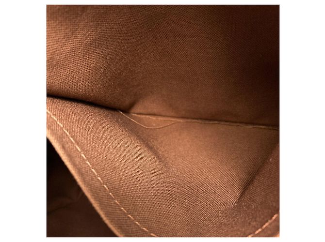 Borsa a Spalla Louis Vuitton Tulum GM Monogramma - vista 8