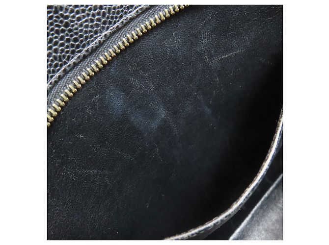 Timeless Borsa Tote Chanel Reissue in pelle di vitello martellata nera Nero - vista 10