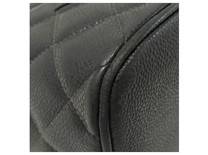 Timeless Borsa Tote Chanel Reissue in pelle di vitello martellata nera Nero - vista 19