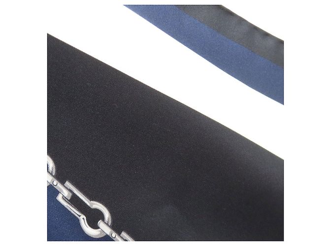 Sciarpa Carre Unchained Louis Vuitton M78675 Nero Bianco Blu navy - vista 9