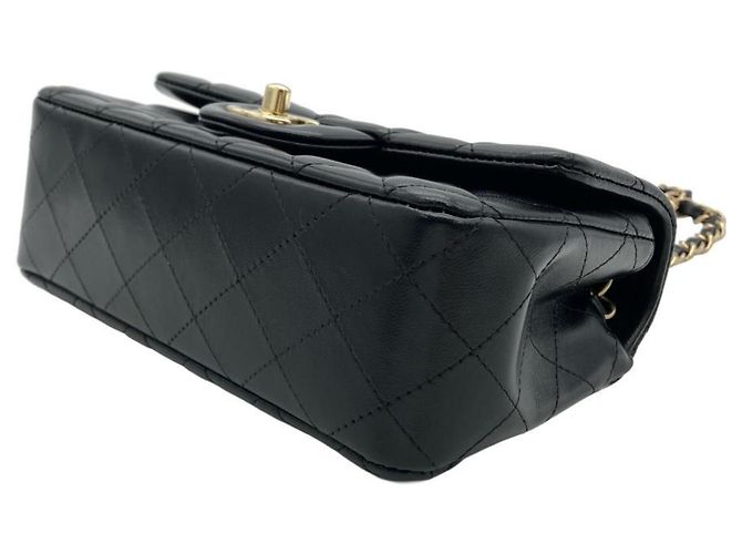 Borsa a Spalla Chanel Mini Matelassé 20 Chain Nero - vista 4