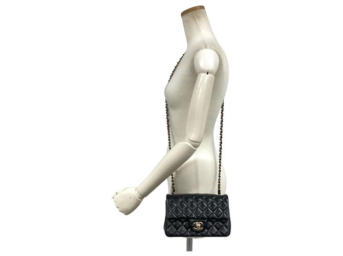 Borsa a Spalla Chanel Mini Matelassé 20 Chain Nero - vista 9
