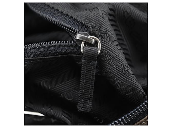 Borsa a tracolla in nylon marrone Prada - vista 15