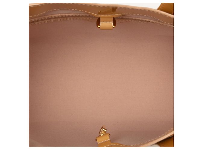 Borsa Louis Vuitton Monogram Vernis Wilshire PM Beige - vista 4