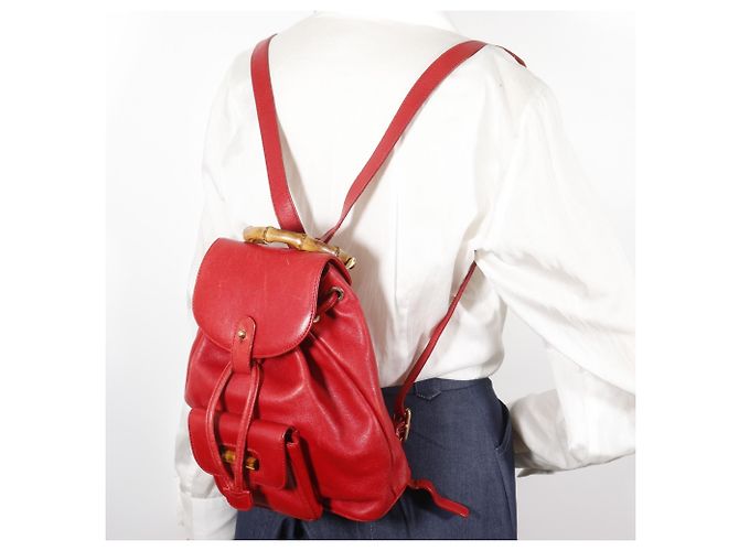 Gucci Bamboo Mini-Rucksack aus rotem Leder - Ansicht 18