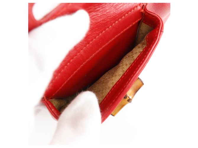 Gucci Bamboo Mini-Rucksack aus rotem Leder - Ansicht 8