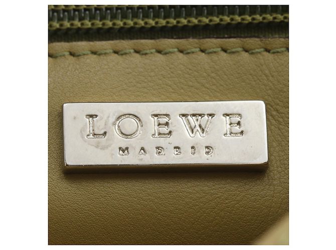 Borsa a Spalla Loewe Anagram Verde oliva - vista 16