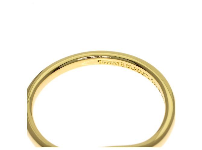 Anello a fascia curva in oro giallo 18K di Tiffany & Co. - vista 7