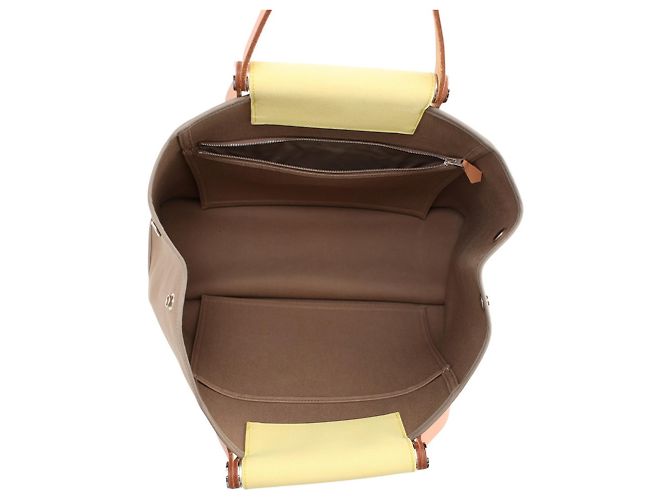 Hermès Bolso Tote Cabas PM Hermes Amarillo Gris pardo - vista 6