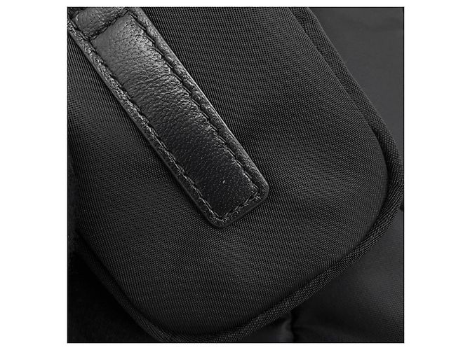 Bolsa de ombro em nylon acolchoado com triângulo Prada Preto - vista 12