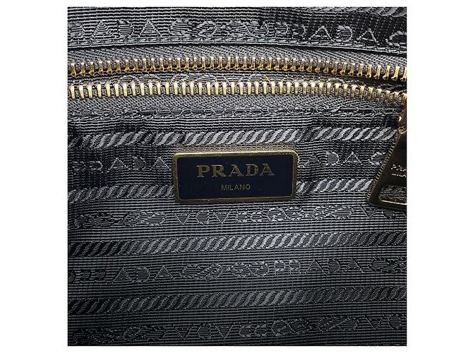 Bolsa de ombro em nylon acolchoado com triângulo Prada Preto - vista 13