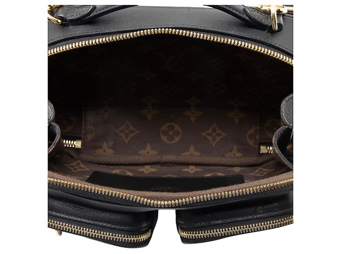 Borsa a tracolla Monogram Utility in pelle di vitello Louis Vuitton Nero - vista 6