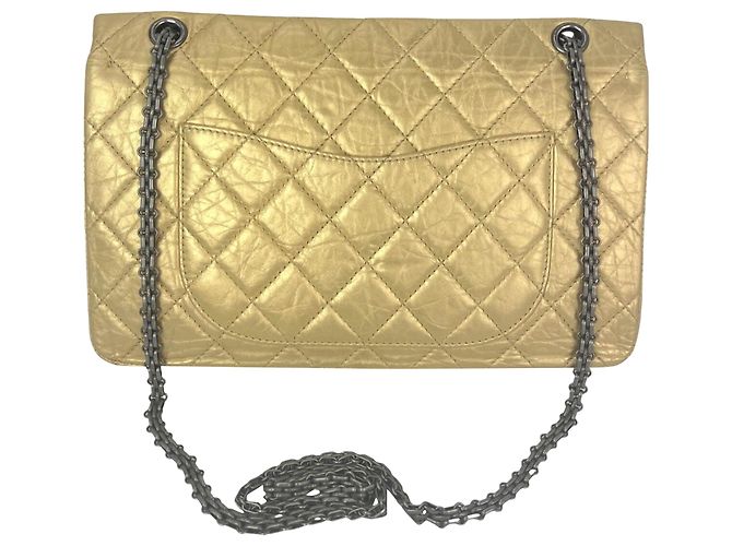 Chanel Metallic Aged Calfskin Quilted 2.55 Reissue 227 Double Flap Pale Gold D'oro Metallico - vista 2