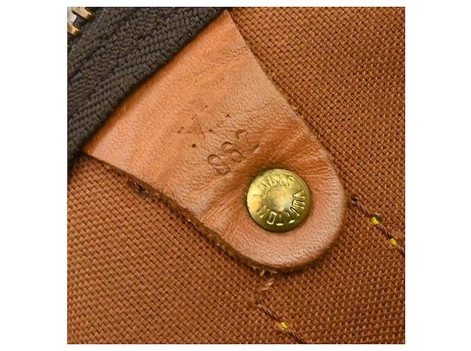 Borsa Louis Vuitton Keepall in tela Monogram 55 Marrone - vista 5